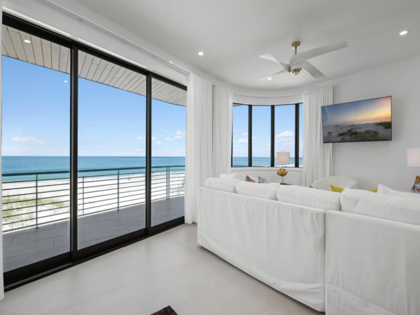Anna Maria Island Four Bedroom Florida On The Beach!
